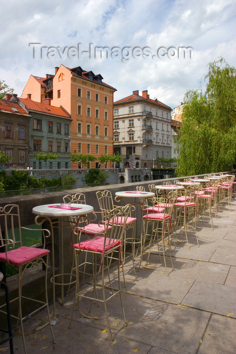 slovenia108: empty tables along the Ljubljanica river, Ljubljana, Slovenia - photo by I.Middleton - (c) Travel-Images.com - Stock Photography agency - Image Bank