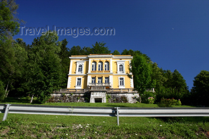 slovenia159: Slovenia - Bled: manor house - photo by I.Middleton - (c) Travel-Images.com - Stock Photography agency - Image Bank