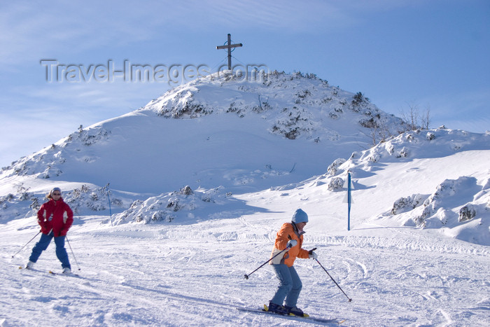 slovenia269: Slovenia - hill with cross and people skiing on Vogel mountain in Bohinj - photo by I.Middleton - (c) Travel-Images.com - Stock Photography agency - Image Bank