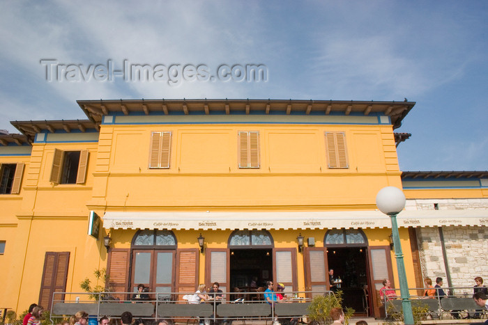 slovenia307: Slovenia - Piran: Caffe del Moro - photo by I.Middleton - (c) Travel-Images.com - Stock Photography agency - Image Bank