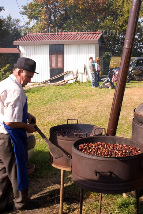 slovenia346: Slovenia - Jance: roasting chestnuts - Chestnut Sunday festival - photo by I.Middleton - (c) Travel-Images.com - Stock Photography agency - Image Bank