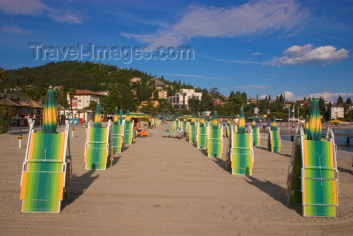slovenia384: Slovenia - Portoroz: empty deck chairs - beach, Adriatic coast - photo by I.Middleton - (c) Travel-Images.com - Stock Photography agency - Image Bank
