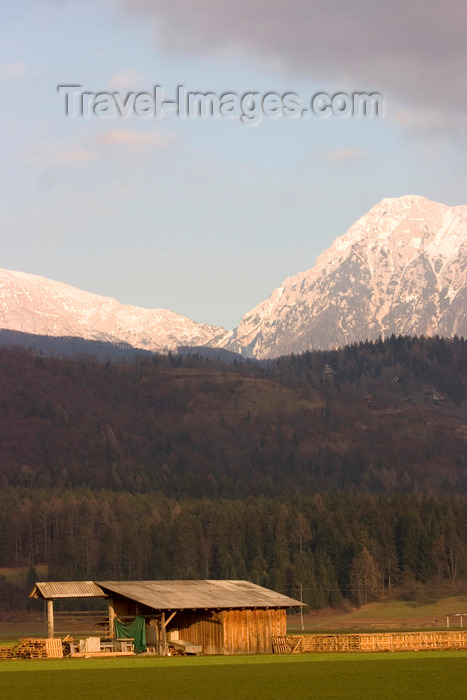 slovenia392: Slovenia - View of the Kamnik Alps in Gorenjska - Jezersko  area - photo by I.Middleton - (c) Travel-Images.com - Stock Photography agency - Image Bank