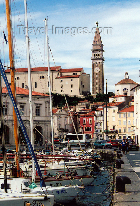 slovenia416: Slovenia - Piran: boats - view from Cankarjevo nabrezje towards Tartini square - photo by M.Torres - (c) Travel-Images.com - Stock Photography agency - Image Bank