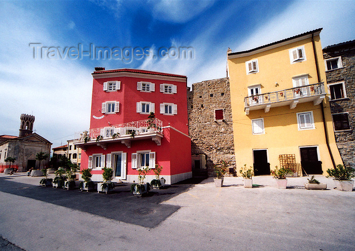slovenia418: Slovenia - Piran: colourful facades along the promenade - Presernovo nabrezje - photo by M.Torres - (c) Travel-Images.com - Stock Photography agency - Image Bank