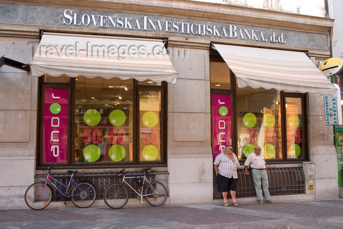 slovenia44: Slovenian Investment Bank - Slovenska Investicijska Banka (SIB) - Ljubljana - photo by I.Middleton - (c) Travel-Images.com - Stock Photography agency - Image Bank