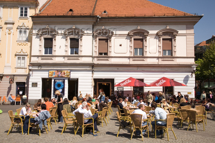 slovenia440: Glavni Trg - restaurant, Maribor, Slovenia - photo by I.Middleton - (c) Travel-Images.com - Stock Photography agency - Image Bank