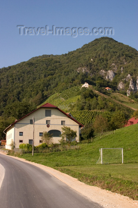 slovenia486: Zgorni Gabernik Village near Rogaska Slatina, Slovenia - photo by I.Middleton - (c) Travel-Images.com - Stock Photography agency - Image Bank