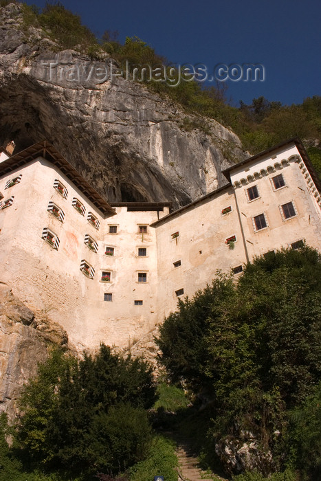 slovenia541: Predjama castle and the limestone cliff - Renaissance fortification, Slovenia - photo by I.Middleton - (c) Travel-Images.com - Stock Photography agency - Image Bank