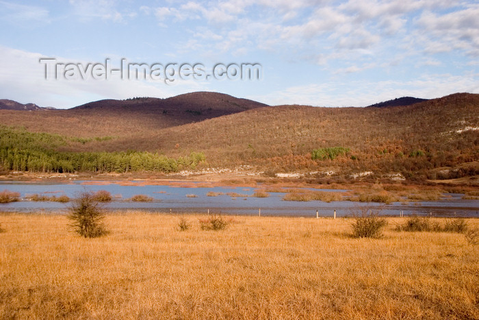 slovenia556: Slovenia - Pivka Valley: Palsko lake just as lake fills in winter - Pivka Lakes are seasonal lakes in the Karst region of Slovenia - photo by I.Middleton - (c) Travel-Images.com - Stock Photography agency - Image Bank