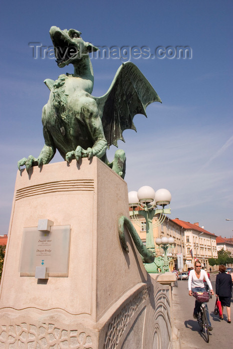 slovenia58: Dragon Bridge, eastern boundary of the city center, Ljubljana, Slovenia - photo by I.Middleton - (c) Travel-Images.com - Stock Photography agency - Image Bank