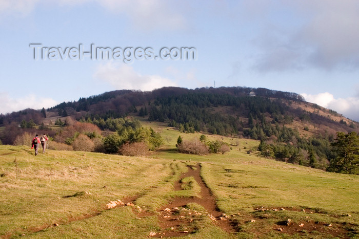 slovenia584: Slovenia - Cerknica municipality: Hikers take on Slivnica Mountain - photo by I.Middleton - (c) Travel-Images.com - Stock Photography agency - Image Bank