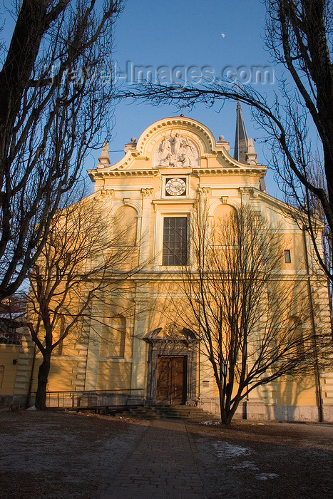 slovenia66: Church of Saint James, Ljubljana, Slovenia - photo by I.Middleton - (c) Travel-Images.com - Stock Photography agency - Image Bank