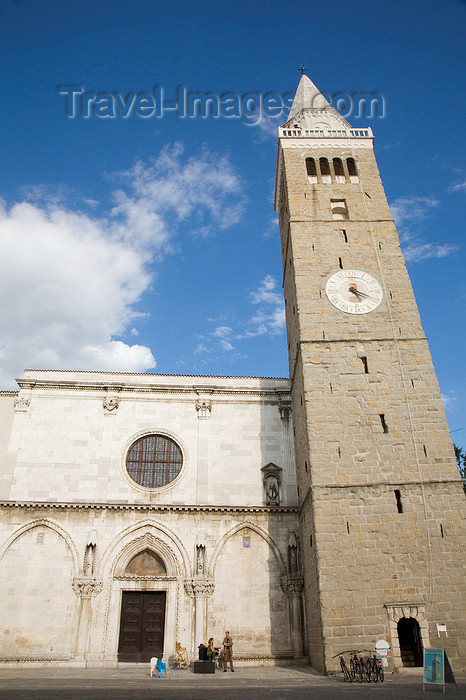 slovenia736: Koper (Capodistria) - Slovenian Istria region / Slovenska Istra - Slovenia: Cathedral of Saint Nazarius (or of the Assumption) -  Titov Trg / Tito Square - facade - photo by I.Middleton - (c) Travel-Images.com - Stock Photography agency - Image Bank