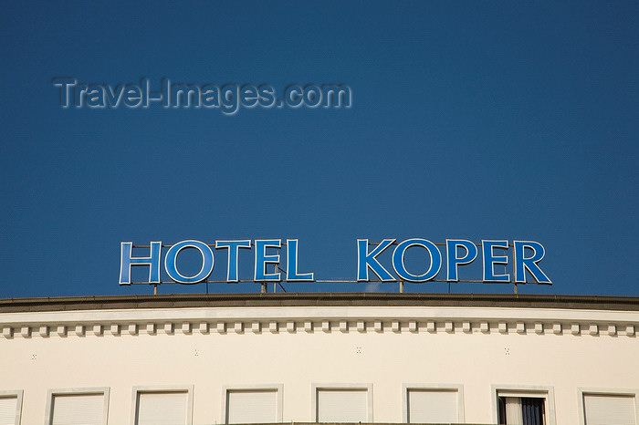 slovenia749: Koper (Capodistria) - Slovenian Istria region / Slovenska Istra - Slovenia: roof of hotel Koper - photo by I.Middleton - (c) Travel-Images.com - Stock Photography agency - Image Bank