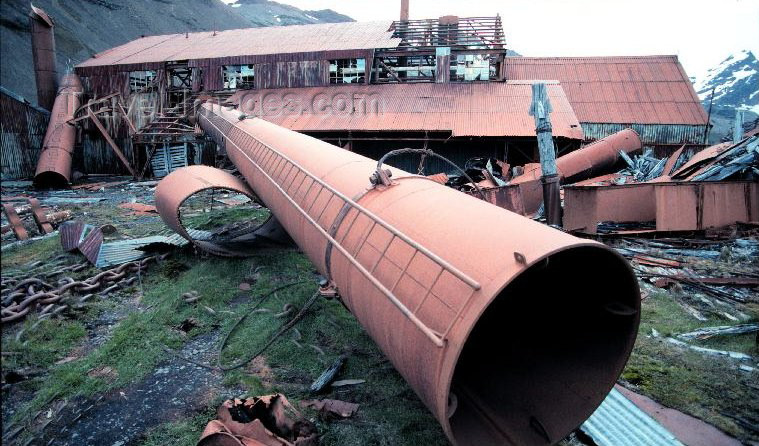 south-georgia1: South Georgia / Georgia del Sur - Stromness: collapsing structures (photo by Rod Eime) - (c) Travel-Images.com - Stock Photography agency - Image Bank