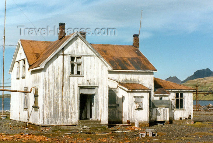 south-georgia29: South Georgia - Stromness: the manager's home (photo by G.Frysinger) - (c) Travel-Images.com - Stock Photography agency - Image Bank