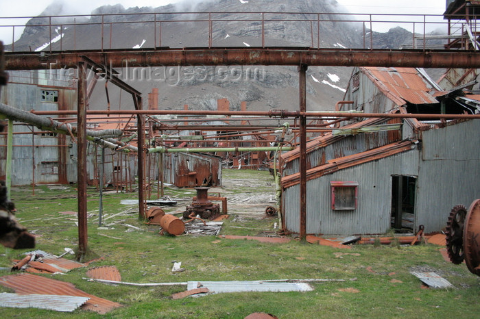 south-georgia83: South Georgia - Leith Harbour - factory ruins - Antarctic region images by C.Breschi - (c) Travel-Images.com - Stock Photography agency - Image Bank