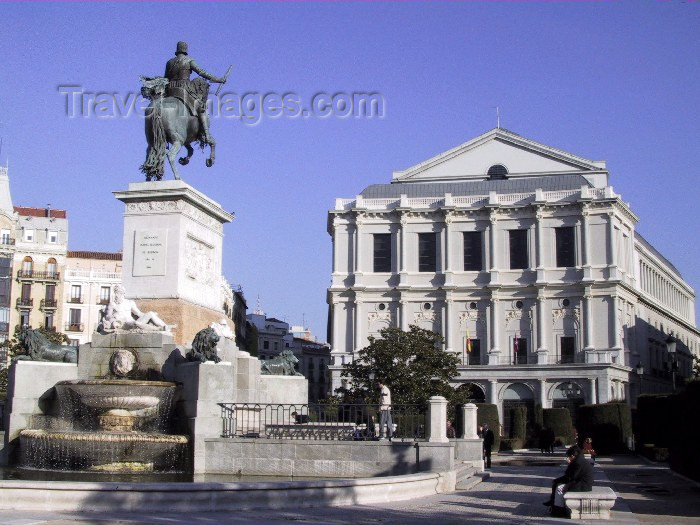 spai119: Madrid, Spain / España: west façade of the Teatro Real, the Opera house, designed by Don Antonio López Aguado and Don Custodio Moreno - Plaza de Oriente and statue of Felipe IV, by Pietro Tacca - photo by A.Hernandez - (c) Travel-Images.com - Stock Photography agency - Image Bank
