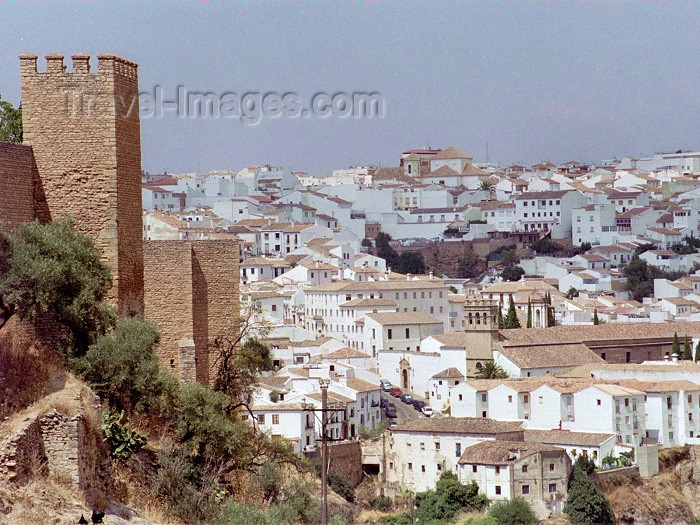 spai178: Spain / España - Ronda  (Andalucia - provincia de Malaga): along the walls / murallas - photo by M.Bergsma - (c) Travel-Images.com - Stock Photography agency - Image Bank