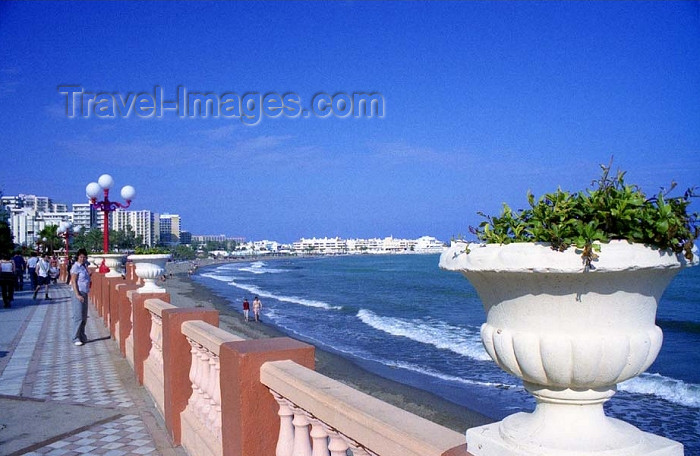 spai203: Spain / España - Benalmádena Costa  (provincia de Malaga - Costa de Sol): Paseo Maritimo - promenade - photo by D.Jackson - (c) Travel-Images.com - Stock Photography agency - Image Bank