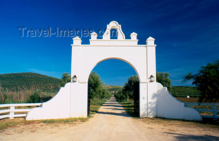 spai276: Spain - Cadiz - Gate of an Andalusian farm - photo by K.Strobel - (c) Travel-Images.com - Stock Photography agency - Image Bank