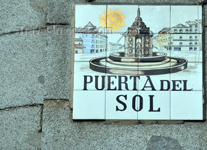 spai448: Madrid, Spain / España: Puerta del Sol sign in tiles  - photo by M.Torres - (c) Travel-Images.com - Stock Photography agency - Image Bank