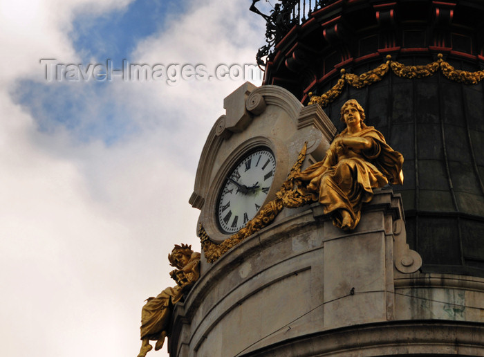 spai452: Madrid, Spain: Calle de Alcalá, corner with Calle de Sevilla, Palacio de la Equitativa - Banesto - architect José Grases Riera - photo by M.Torres - (c) Travel-Images.com - Stock Photography agency - Image Bank