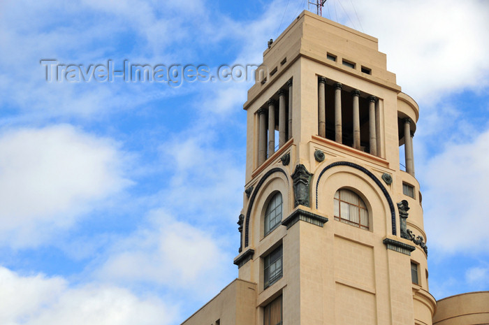 spai455: Madrid, Spain: Calle de Alcalá - Círculo de Bellas Artes building - rationalist architecture by Antonio Palacios Ramilo - photo by M.Torres - (c) Travel-Images.com - Stock Photography agency - Image Bank