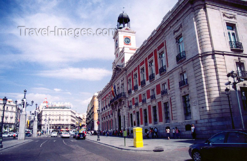 spai99: Madrid, Spain / España: Puerta del Sol - Casa de Correos - architect Jaime Marquet - Presidencia de la Comunidad de Madrids - photo by M.Torres - (c) Travel-Images.com - Stock Photography agency - Image Bank