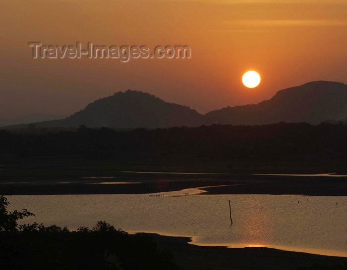 sri-lanka110: near Dambulla, Sri Lanka: sunset from the Kandalama Hotel - reservoir - photo by B.Cain - (c) Travel-Images.com - Stock Photography agency - Image Bank