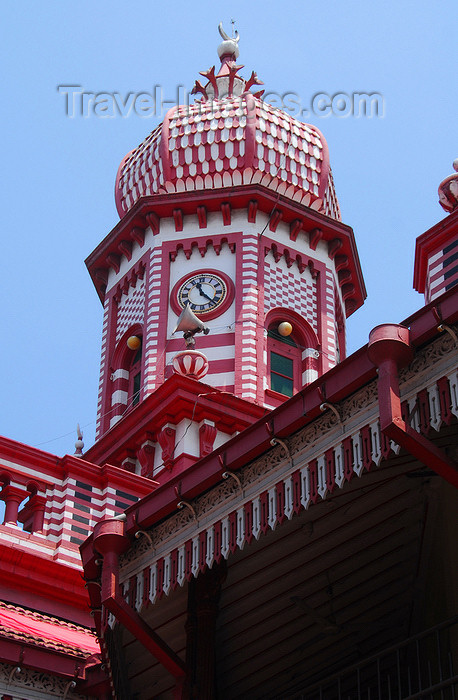 sri-lanka149: Colombo, Sri Lanka: clock minaret - Jami-Ul-Alfar Mosque - Pettah - photo by M.Torres - (c) Travel-Images.com - Stock Photography agency - Image Bank