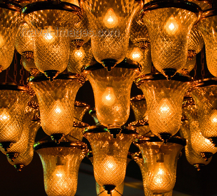 sri-lanka170: Colombo, Sri Lanka: chandelier - lobby of the Hilton Hotel - photo by M.Torres - (c) Travel-Images.com - Stock Photography agency - Image Bank