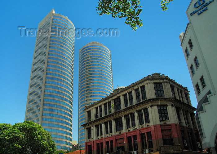 sri-lanka175: Colombo, Sri Lanka: World Trade Center Colombo and Commercial bank - view from York street - Fort - photo by M.Torres - (c) Travel-Images.com - Stock Photography agency - Image Bank