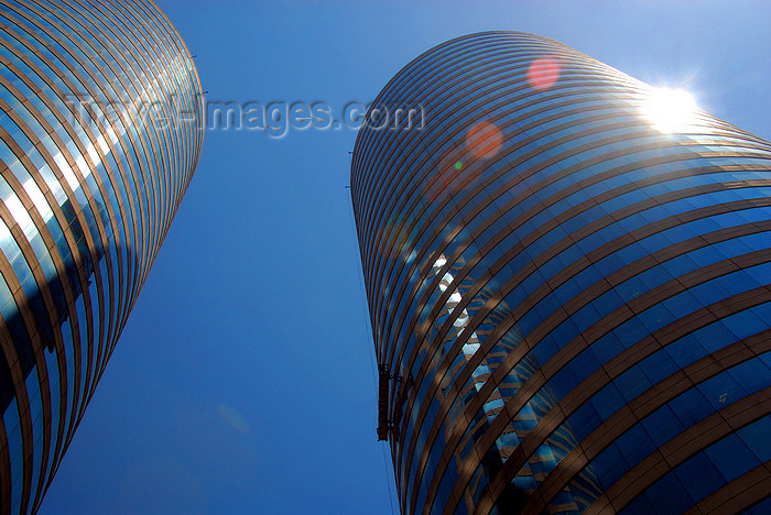 sri-lanka185: Colombo, Sri Lanka: World Trade Center Colombo - under the Twin Towers - Fort - photo by M.Torres - (c) Travel-Images.com - Stock Photography agency - Image Bank