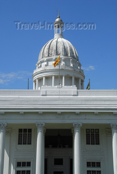 sri-lanka202: Colombo, Sri Lanka: Town Hall - neo-classical architecture - architect Edward - Cinnamon Gardens - photo by M.Torres - (c) Travel-Images.com - Stock Photography agency - Image Bank