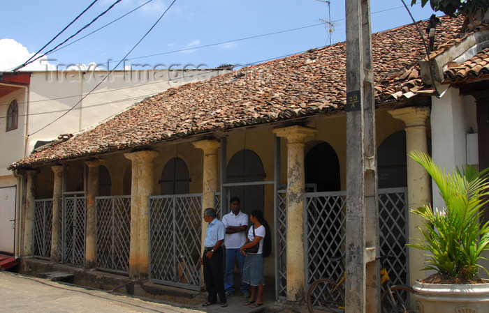 sri-lanka253: Galle, Southern Province, Sri Lanka: Dutch stoeps or verandahs - Old Town - UNESCO World Heritage Site - photo by M.Torres - (c) Travel-Images.com - Stock Photography agency - Image Bank