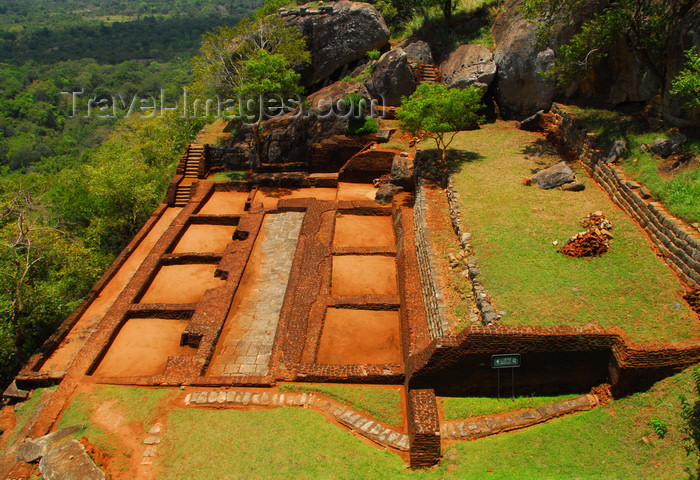 sri-lanka305: Sigiriya, Central Province, Sri Lanka: prison rock - Unesco World Heritage site - photo by M.Torres - (c) Travel-Images.com - Stock Photography agency - Image Bank