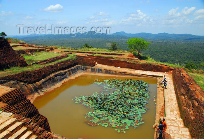 sri-lanka316: Sigiriya, Central Province, Sri Lanka: at the top - cistern carved in the rock, still in working condition - Unesco World Heritage site - photo by M.Torres - (c) Travel-Images.com - Stock Photography agency - Image Bank