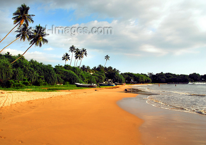 sri-lanka350: Bentota / Bentara, Galle District, Southern Province, Sri Lanka: beach - Indian Ocean - photo by M.Torres - (c) Travel-Images.com - Stock Photography agency - Image Bank