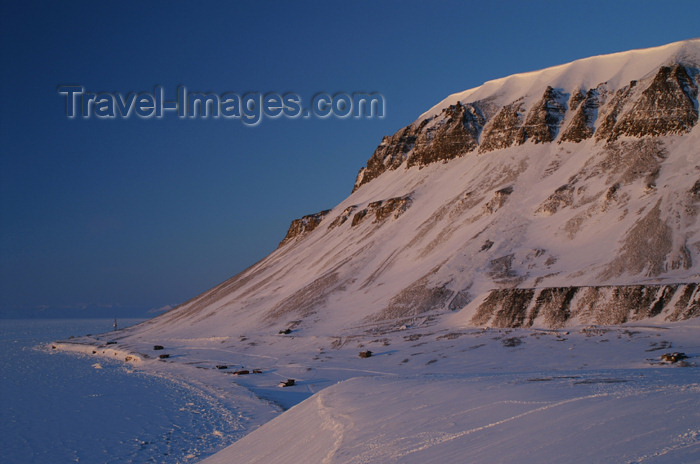 svalbard44: Svalbard - Spitsbergen island - Björndalen and Isfjorden at sunset - photo by A.Ferrari - (c) Travel-Images.com - Stock Photography agency - Image Bank