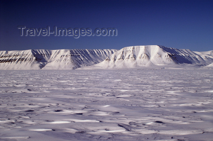 (c) Travel-Images.com - Stock Photography agency - the Global Image Bank