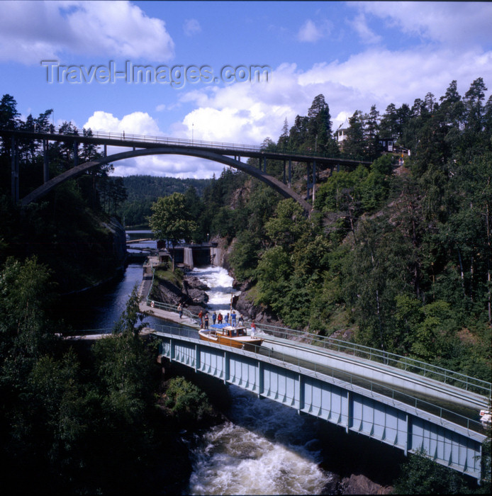 sweden135: Mellerud  - Vastra Gotaland county, Sweden: Haverud Viaduct, Sweden - photo by A.Bartel - (c) Travel-Images.com - Stock Photography agency - Image Bank