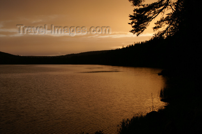 sweden82: Älvdalen, Dalarnas län, Sweden: lake Navarsjö at sunset - warm sky - photo by A.Ferrari - (c) Travel-Images.com - Stock Photography agency - Image Bank