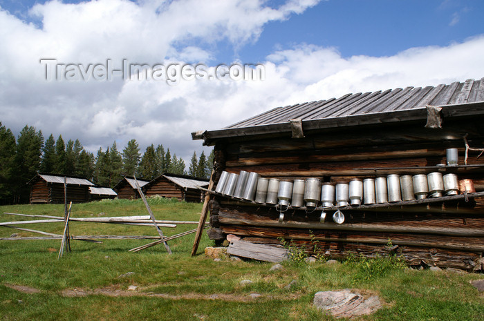 sweden88: Älvdalen, Dalarnas län, Sweden: milk pots waiting to be used - ecological farm - photo by A.Ferrari - (c) Travel-Images.com - Stock Photography agency - Image Bank