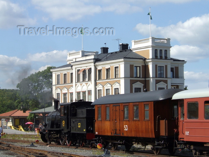 sweden94: Vastervik, Kalmar län, Sweden: Steam Train arriving at the station - photo by A.Bartel - (c) Travel-Images.com - Stock Photography agency - Image Bank