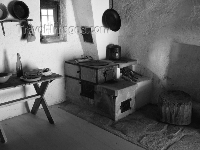 switz221: Ballenberg - open air museum: kitchen - 1825 - Graubünden - photo by C.Roux - (c) Travel-Images.com - Stock Photography agency - Image Bank