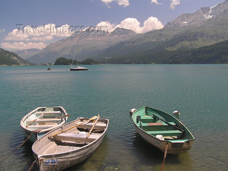 switz325: Switzerland - Maloja / Maloggia - Graubünden / Grigioni canton - 3 small boats on Lake Silvaplana / Silvaplanersee - photo by J.Kaman - (c) Travel-Images.com - Stock Photography agency - Image Bank