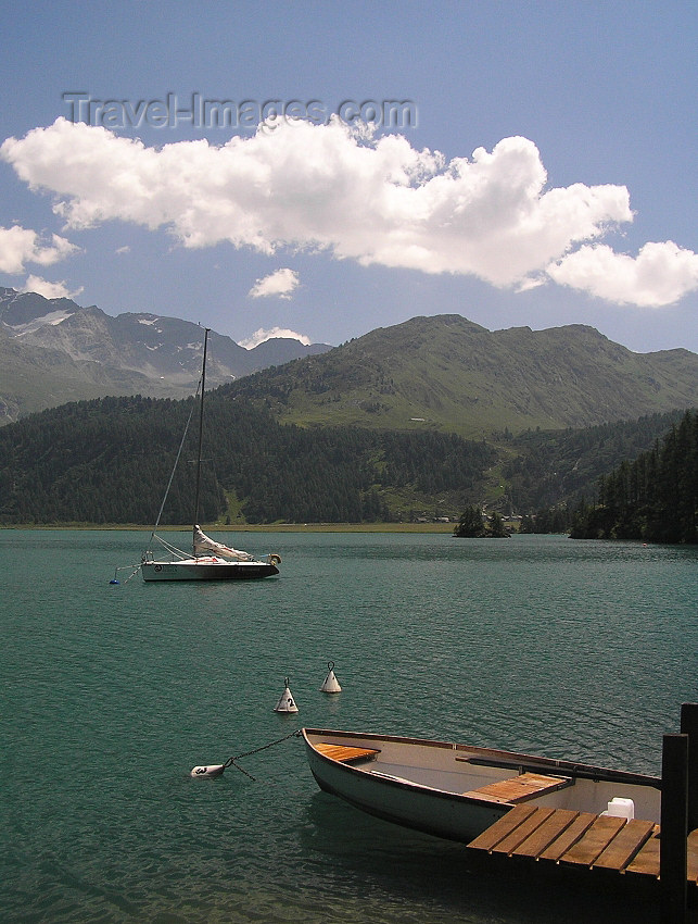 switz326: Switzerland - Maloja / Maloggia - Graubünden / Grigioni canton - mountains and Lake Silvaplana / Silvaplanersee - photo by J.Kaman - (c) Travel-Images.com - Stock Photography agency - Image Bank