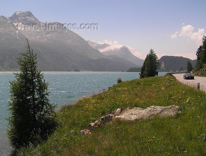 switz327: Switzerland - Maloja / Maloggia - Graubünden / Grigioni canton - road along Lake Silvaplana - Engadine valley / Silvaplanersee - photo by J.Kaman - (c) Travel-Images.com - Stock Photography agency - Image Bank